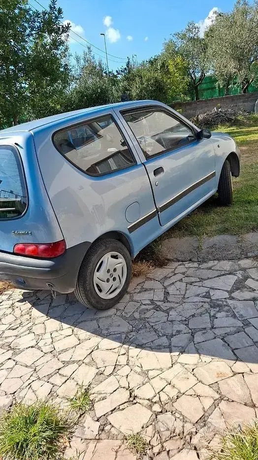 Usata Fiat 600 54 CV (39 kW) 2003 Bluazzurro Utilitaria