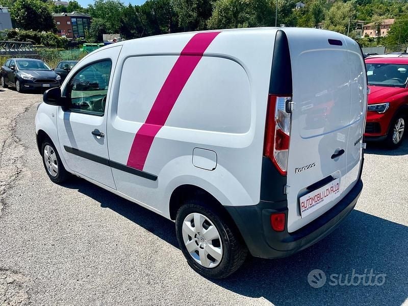 Usata Renault Kangoo 95 CV (69 kW) 2020 Bianco Monovolume