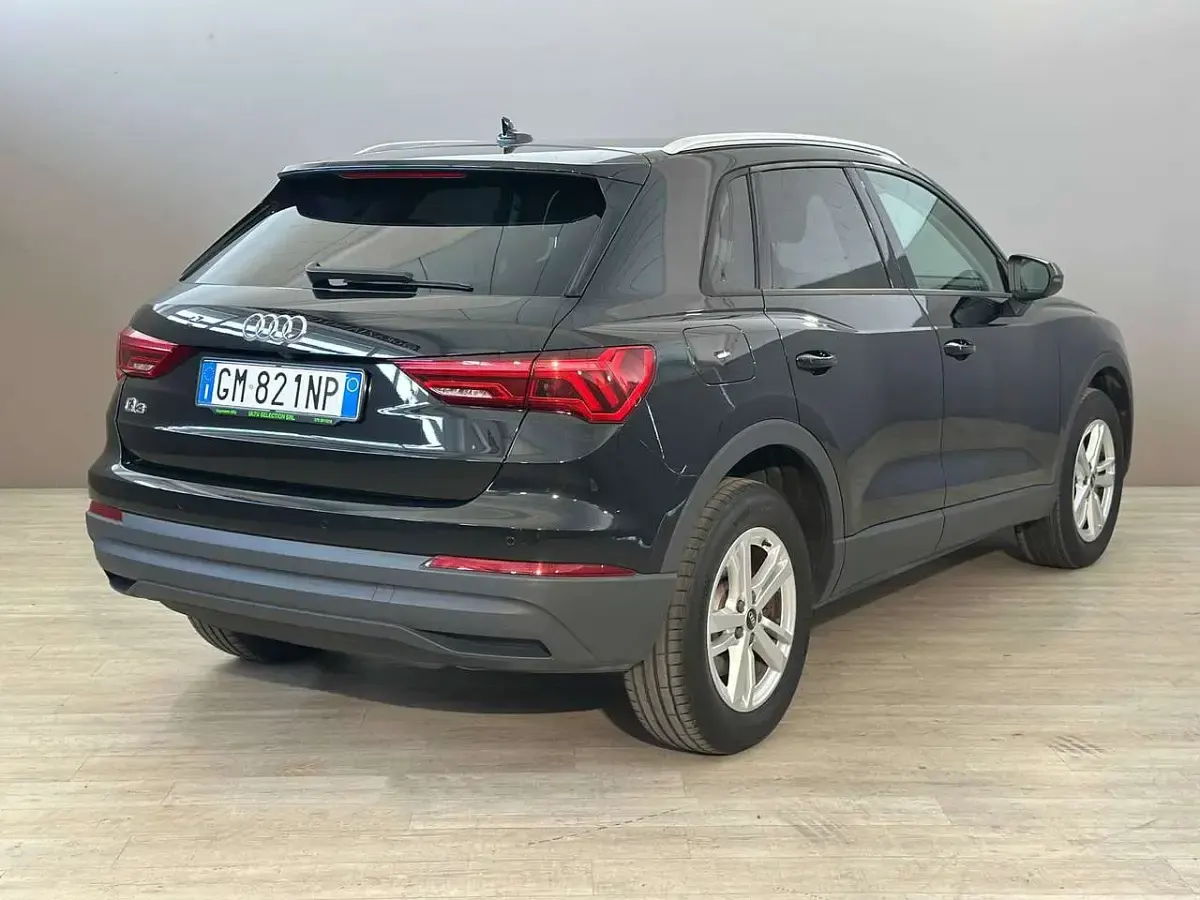 Usata Audi Q3 Business 150 CV (110 kW) 2022 Nero SUV