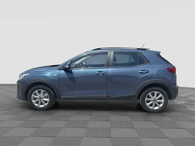 Usata Kia Stonic Urban 84 CV (61 kW) 2023 Smoke blue SUV