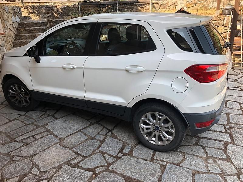 Usata Ford Ecosport 90 CV (66 kW) 2015 Bianco SUV