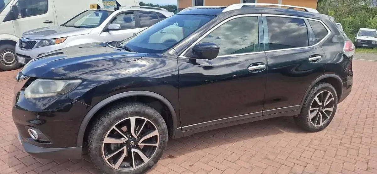 Usata Nissan X-Trail Tekna 131 CV (96 kW) 2016 Nero SUV