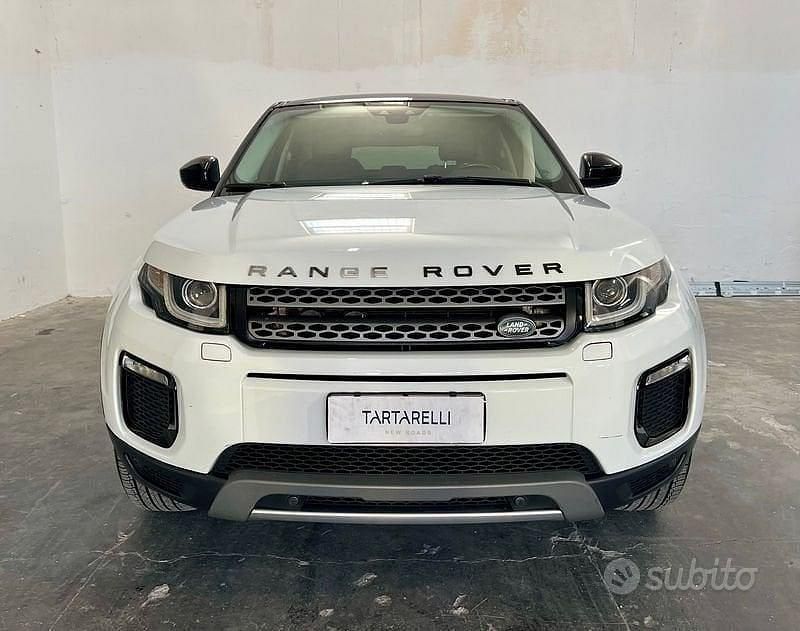 Usata Land Rover Range Rover evoque SE Dynamic 150 CV (110 kW) 2019 Bianco SUV