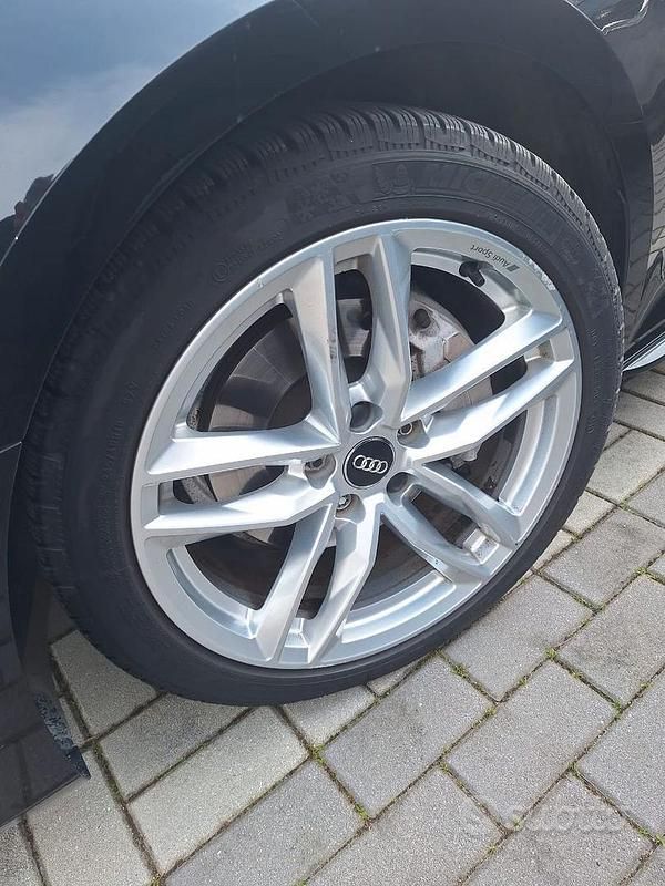 Usata Audi A4 S-Line 190 CV (139 kW) 2019 Nero Station wagon