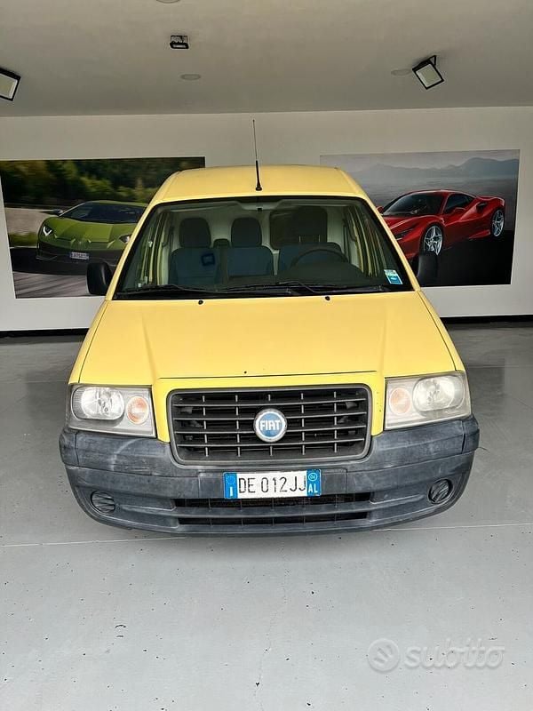 Usata Fiat Scudo 94 CV (69 kW) 2006 Giallo Furgone