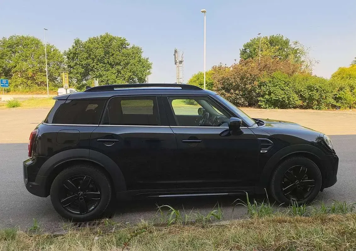 Usata Mini Cooper D Countryman Business 150 CV (110 kW) 2021 Nero SUV