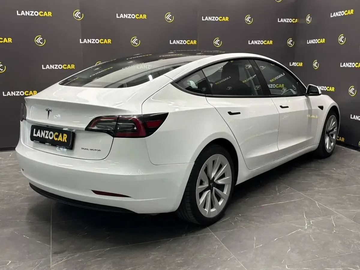 Usata Tesla Model 3 Long Range AWD 152 kW (208 CV) 2023 Bianco Berlina
