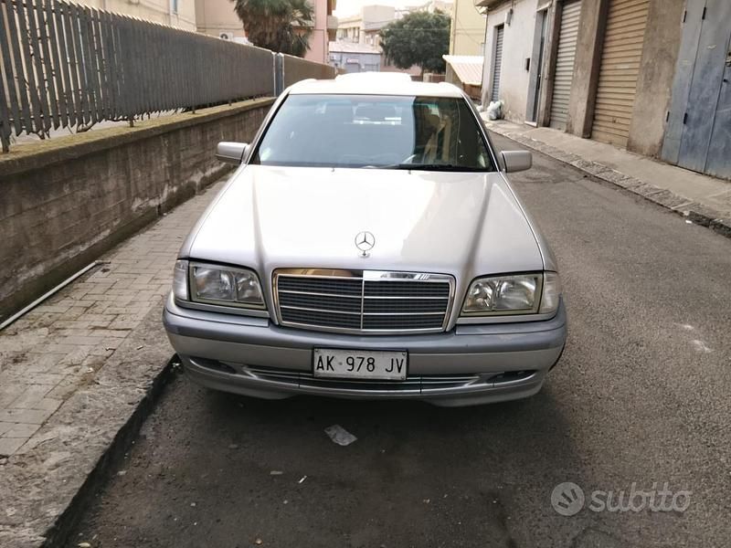 Usata Mercedes C250 Elegance 1997 Grigio Berlina