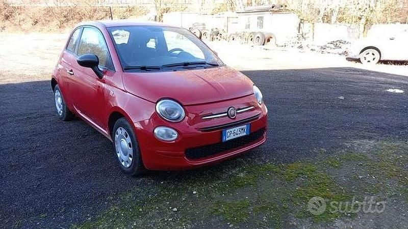 Usata Fiat 500 70 CV (51 kW) 2023 Rosso passione pastello Utilitaria