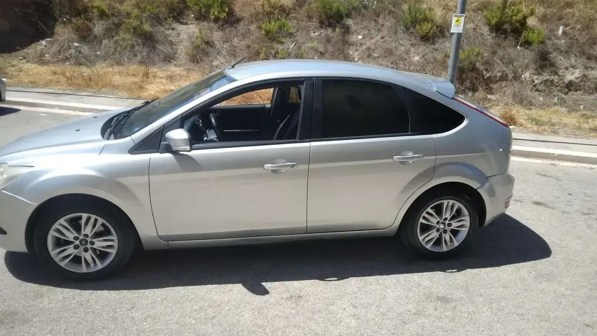 Usata Ford Focus Titanium 90 CV (66 kW) 2008 Grigio Berlina