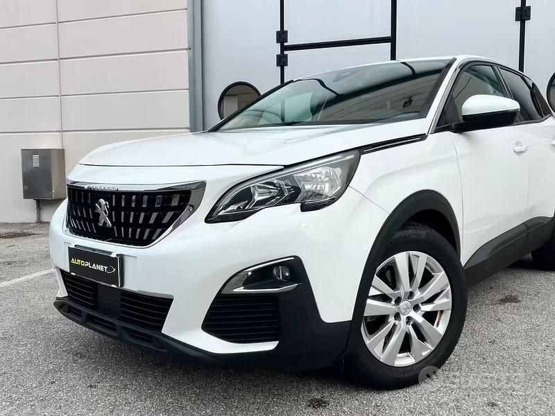 Usata Peugeot 3008 Active 130 CV (95 kW) 2019 Bianco SUV