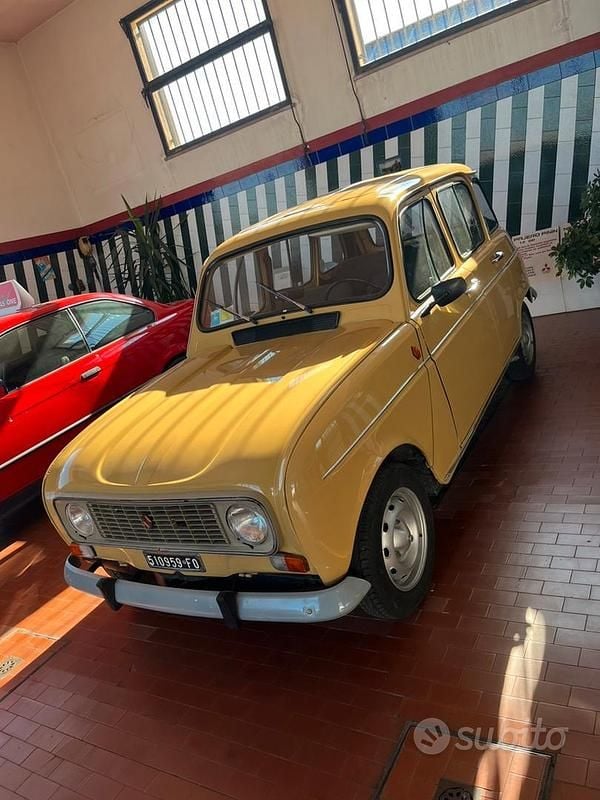 Usata Renault R4 34 CV (25 kW) 1982 Giallo Berlina