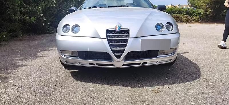 Usata Alfa Romeo Spider 150 CV (110 kW) 1996 Grigio Cabrio
