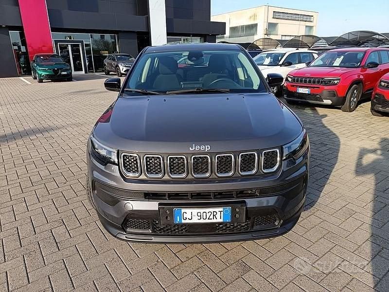Usata Jeep Compass 131 CV (96 kW) 2022 Grigio SUV