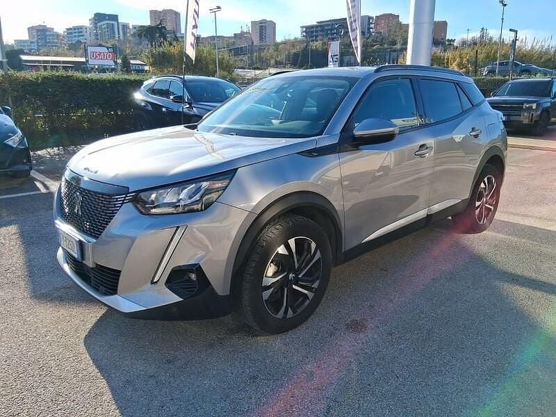 Usata Peugeot 2008 Allure 131 CV (96 kW) 2020 Grigio SUV