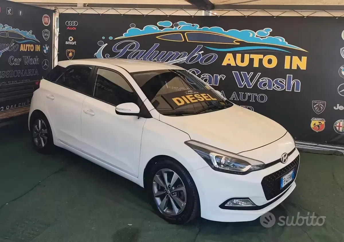 Usata Hyundai i20 Style 75 CV (55 kW) 2016 Bianco Berlina