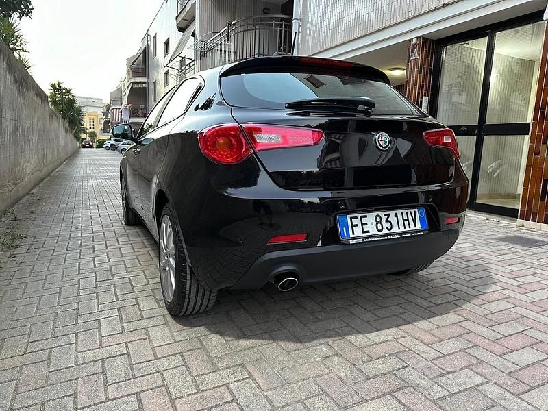Usata Alfa Romeo Giulietta 120 CV (88 kW) 2016 Utilitaria