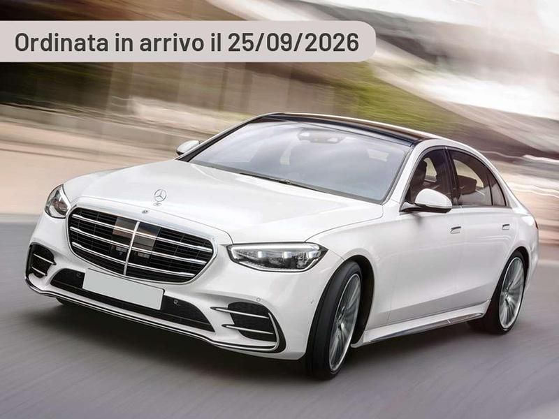 Nuova Mercedes S580 Premium 585 CV (430 kW) 2026 Argento Berlina