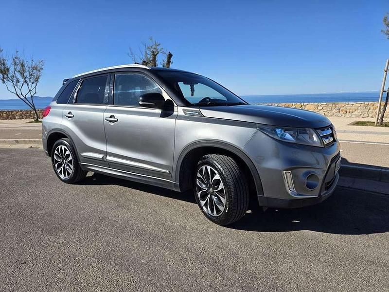 Usata Suzuki Vitara 120 CV (88 kW) 2015 Grigio SUV
