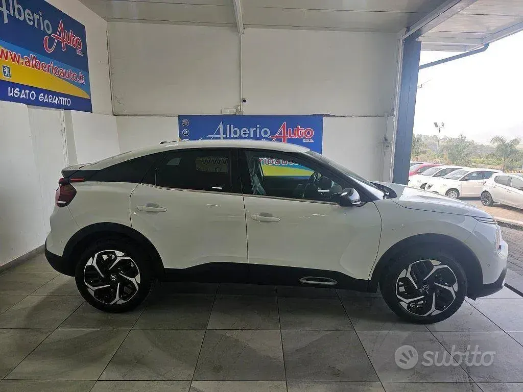Usata Citroën C4 Shine 110 CV (80 kW) 2021 Bianco Berlina