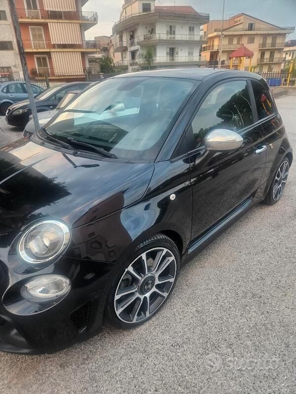 Usata Abarth 595 165 CV (121 kW) 2022 Nero Utilitaria