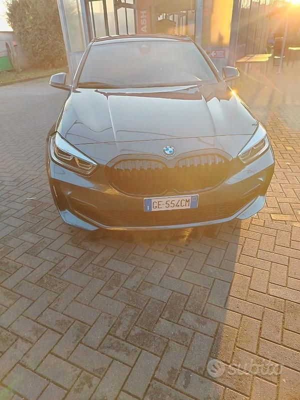 Usata BMW 118 M Sport 150 CV (110 kW) 2021 Grigio Utilitaria