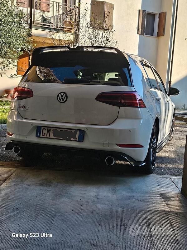 Usata VW Golf VII GTI 245 CV (180 kW) 2020 Bianco Utilitaria