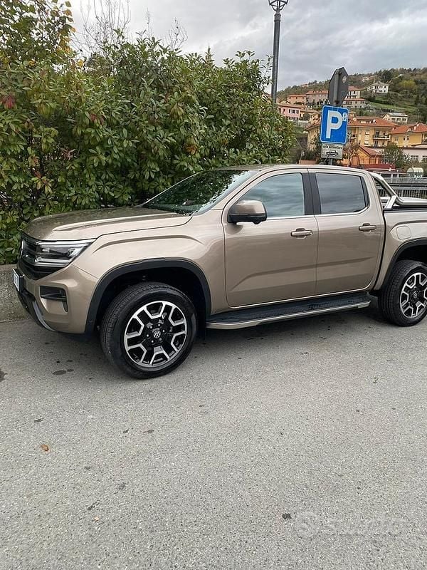 Usata VW Amarok 241 CV (177 kW) 2023 Pick-up