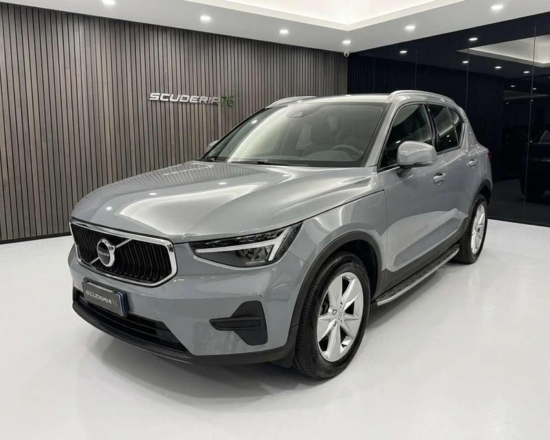 Usata Volvo XC40 129 CV (94 kW) 2023 Vapour grey SUV
