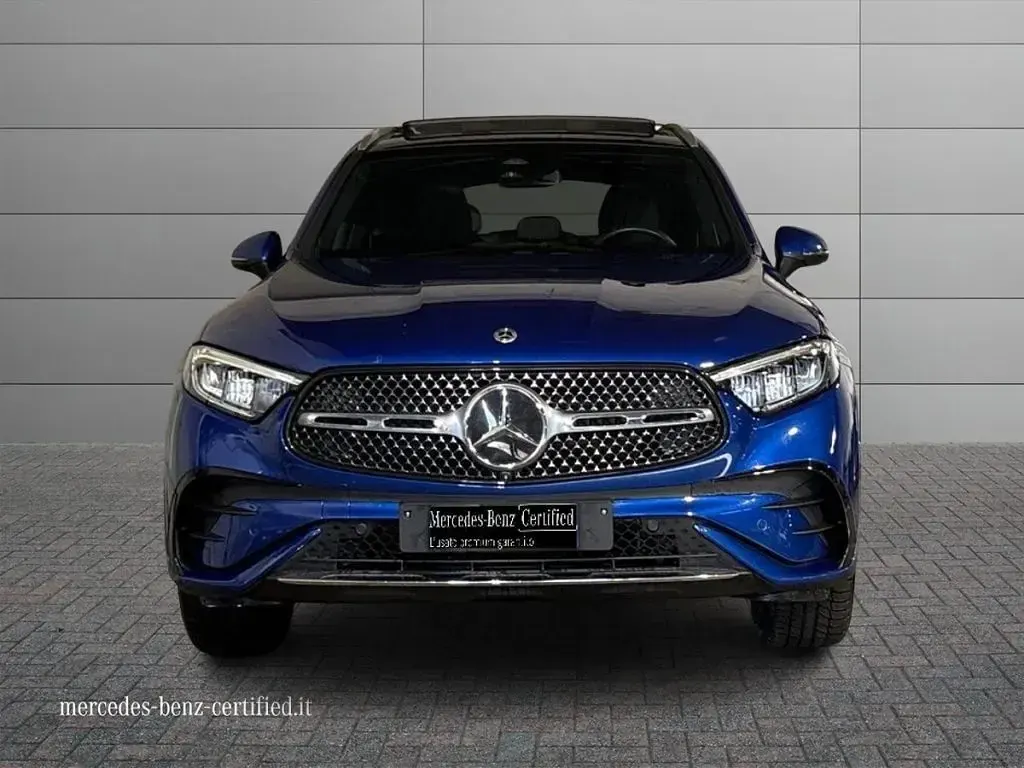 Usata Mercedes GLC300 Advanced 258 CV (189 kW) 2023 Blu spettrale SUV
