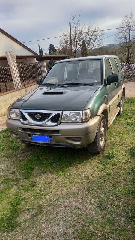Usata 1998 Nissan Terrano SUV | 3500 € (Ottimo prezzo) - Immagine 1/4