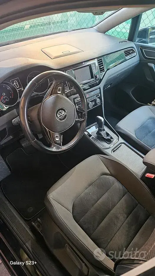 Usata VW Golf Sportsvan 125 CV (91 kW) 2014 Nero Monovolume