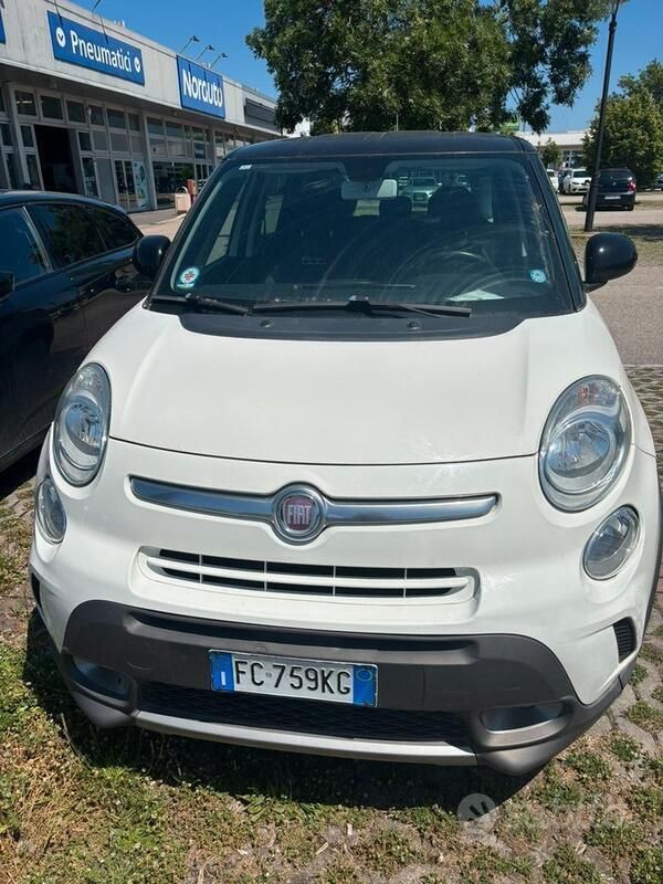Bianco Usata 2016 Fiat 500L Trekking Monovolume | 8500 € (Cara) - Immagine 1/4