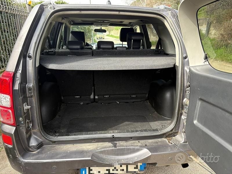Usata Suzuki Grand Vitara 2010 Grigio SUV