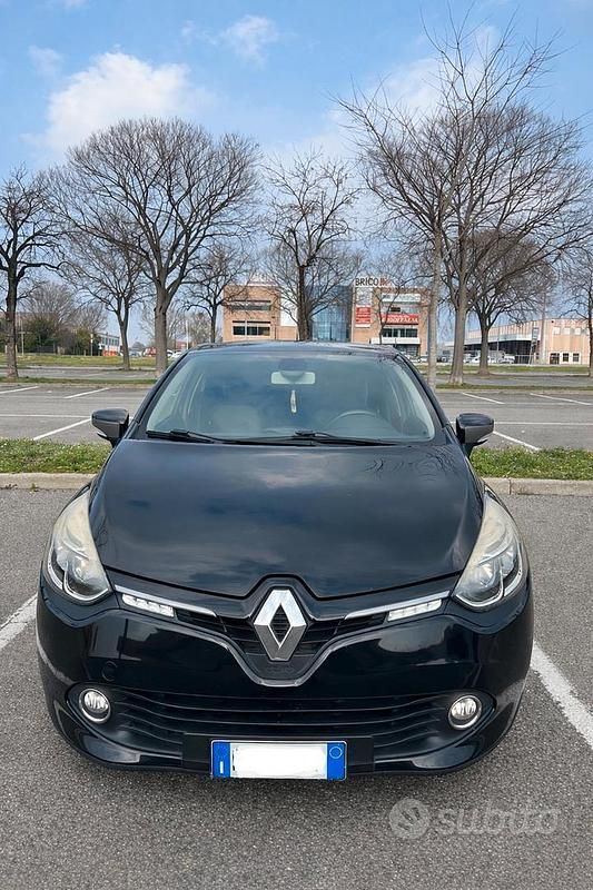 Usata Renault Clio IV 90 CV (66 kW) 2015 Nero Utilitaria