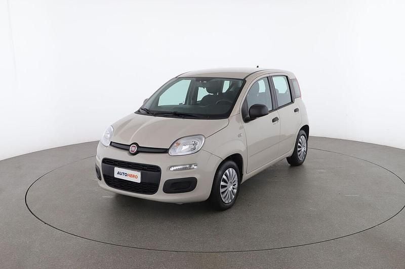 Beige Usata 2017 Fiat Panda Easy Due volumi | 7599 € (Buon prezzo) - Immagine 1/3