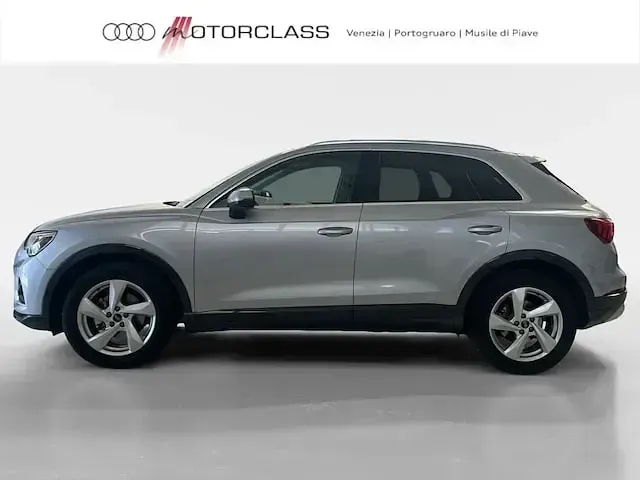 Usata Audi Q3 Advanced 150 CV (110 kW) 2025 Argento fioretto metallizzato SUV