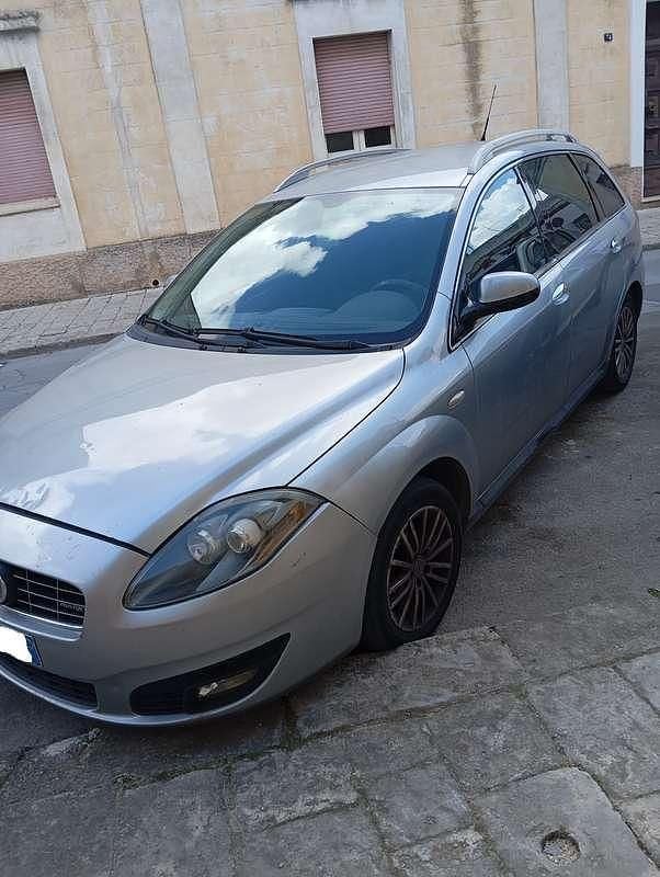 Brugt Fiat Croma Dynamic 150 HK (110 kW) 2008 Sølv Stationcar