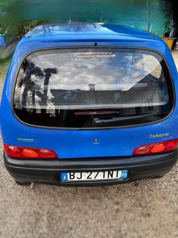 Usata Fiat Seicento Young 39 CV (28 kW) 2000 Blu/azzurro Utilitaria