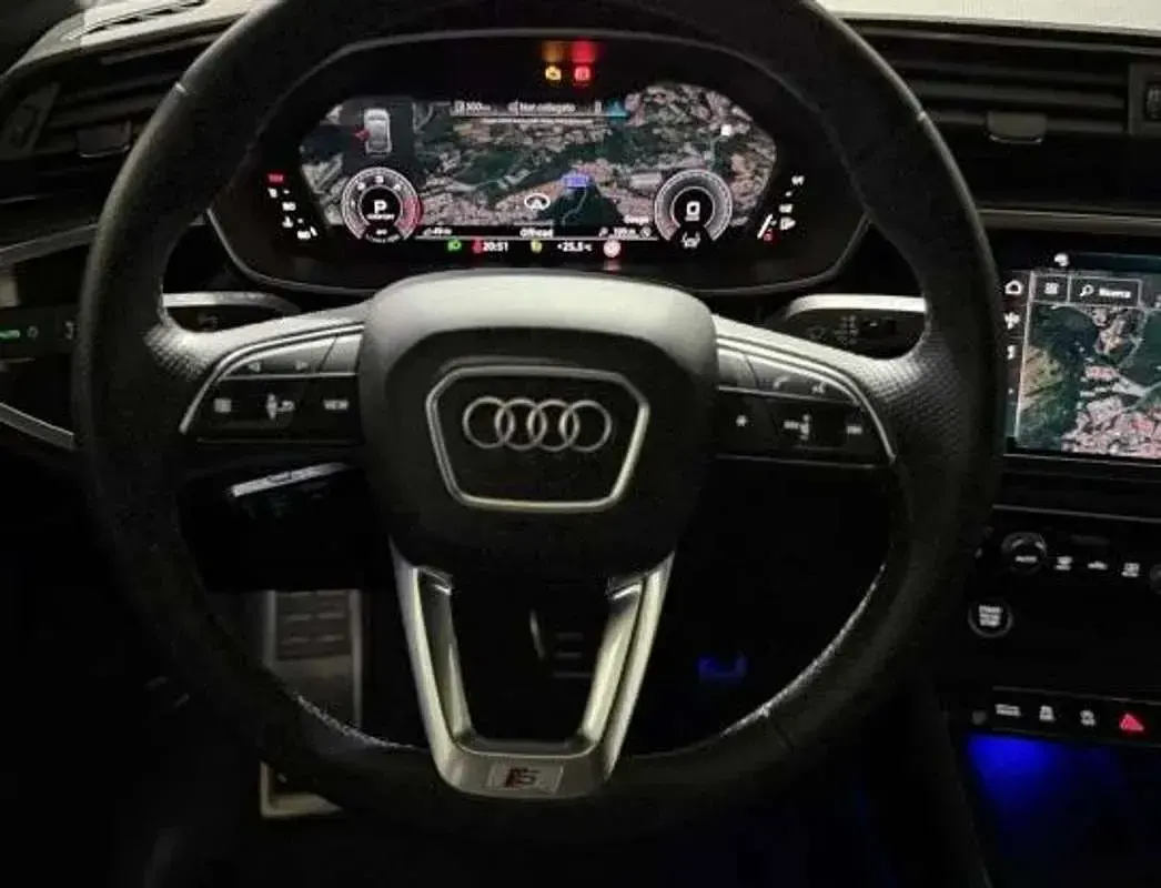 Usata Audi Q3 Sportback S-Line 200 CV (147 kW) 2022 Grigio SUV