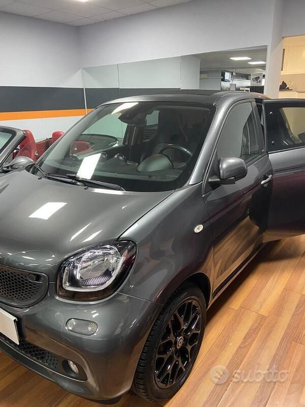 Usata 2019 Smart ForTwo Cabrio Cabrio | 15.000 € (Ottimo prezzo) - Immagine 1/3
