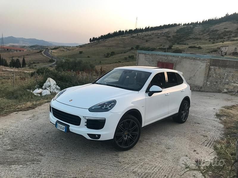 Usata Porsche Cayenne 2014 Bianco SUV