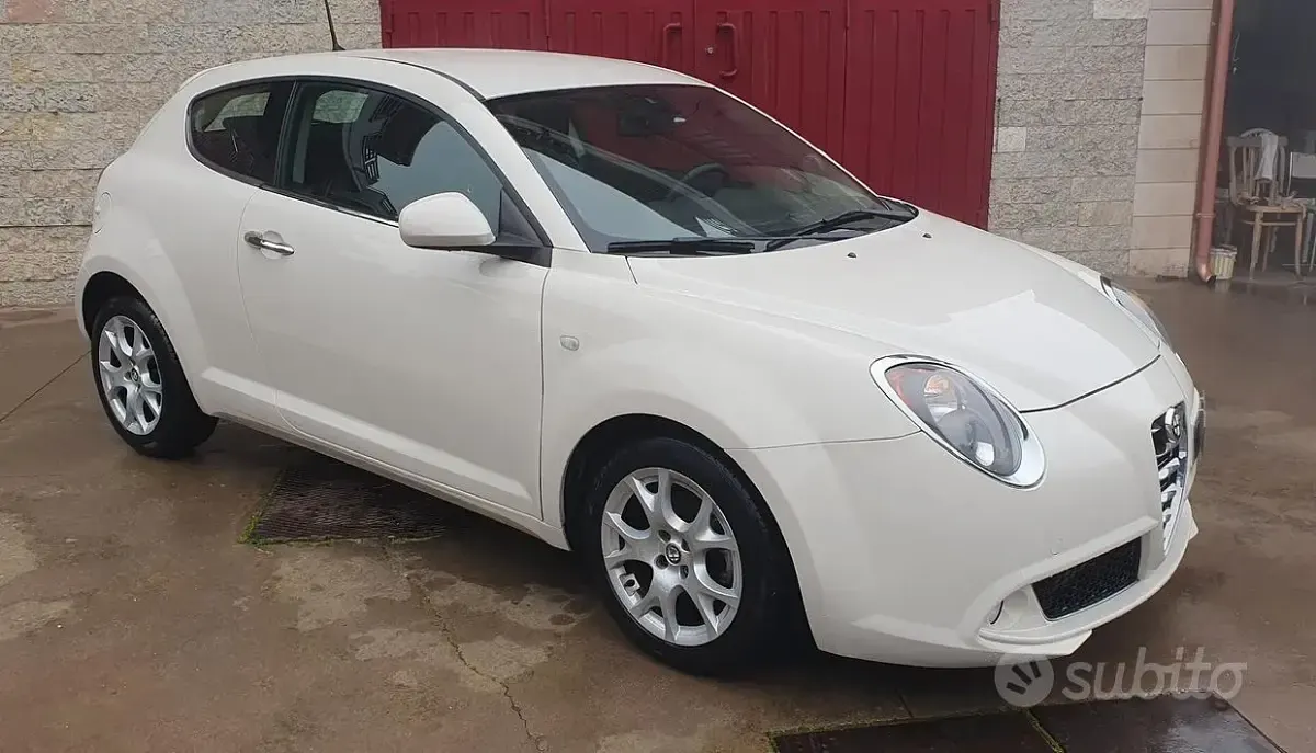 Usata Alfa Romeo MiTo Distinctive 85 CV (62 kW) 2014 Bianco Utilitaria