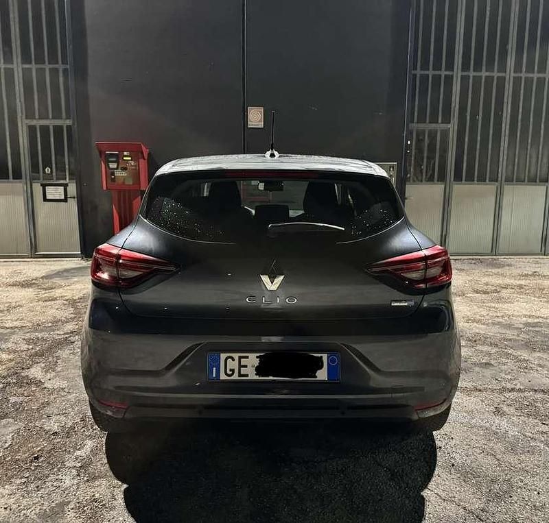 Usata Renault Clio V Zen 140 CV (102 kW) 2021 Berlina