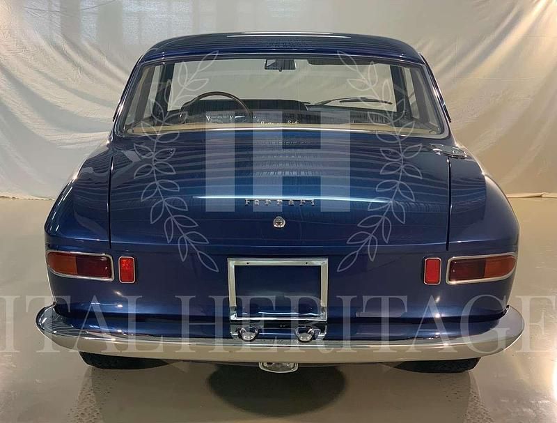 Usata Ferrari 330 300 CV (220 kW) 1964 Blu Coupé