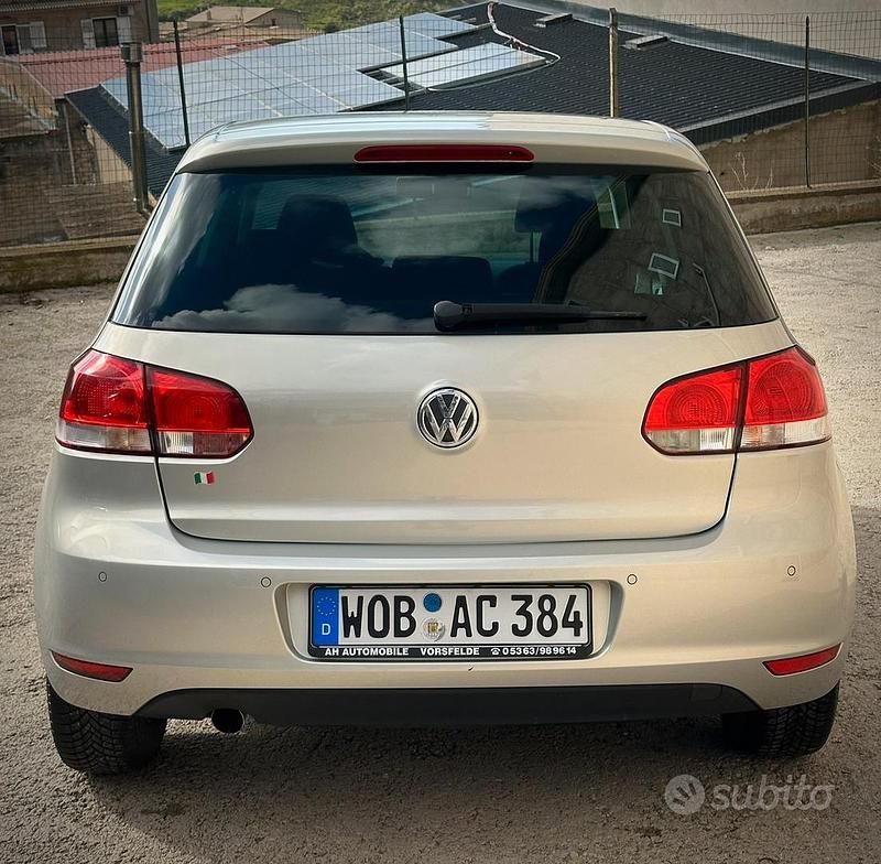 Usata VW Golf VI 105 CV (77 kW) 2010 Utilitaria