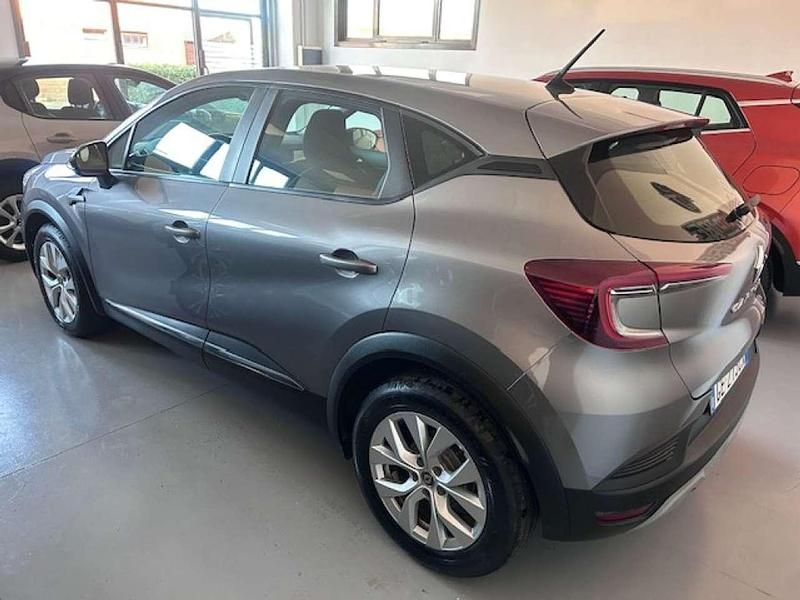 Usata Renault Captur Business 95 CV (69 kW) 2021 Grigio SUV
