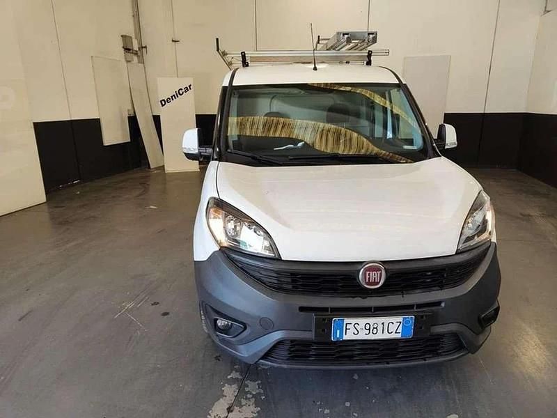 Usata Fiat Doblò 120 CV (88 kW) 2018 Bianco Monovolume