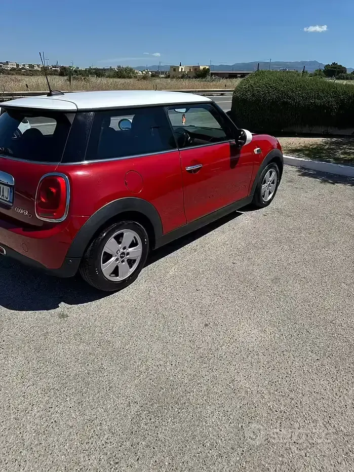 Usata Mini Cooper D 116 CV (85 kW) 2015 Utilitaria