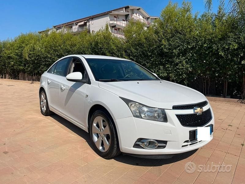 Usata Chevrolet Cruze 150 CV (110 kW) 2011 Bianco Berlina